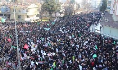 "Kur'an'a sahip çık" mitingi dünya medyasında geniş yankı buldu