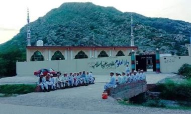 Pakistan'da tekne faciası: 54 medrese öğrencisi yaşamını yitirdi