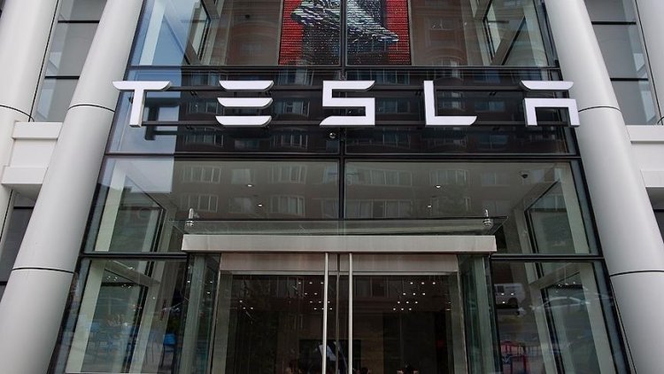 Güney Kore’den, Tesla'ya "abartılı" reklam cezası