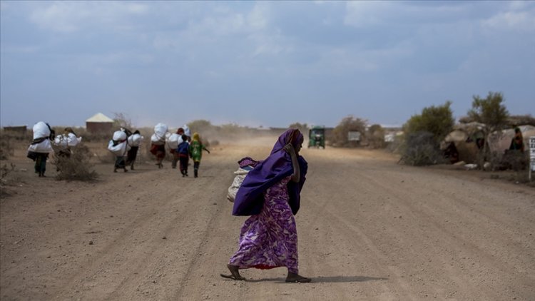 Somaliland'da en az 100 bin kişi evini terk etti