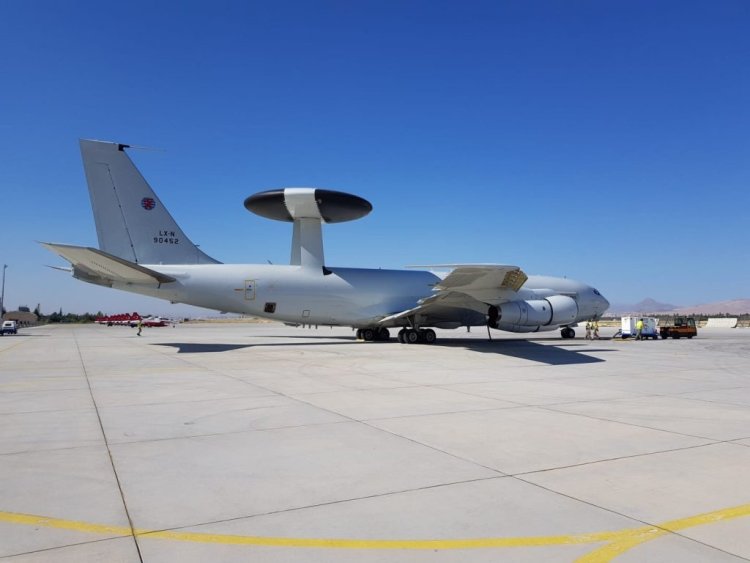 NATO, Romanya'ya AWACS uçakları gönderiyor