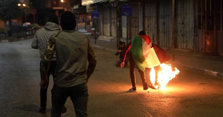 Filistinli direnişçiler, saldırı girişiminde bulunan 3 işgalciyi yaraladı