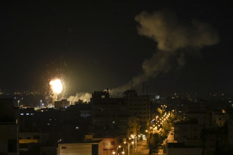 Siyonist çete Gazze'ye saldırdı, Direniş grupları karşılık verdi!
