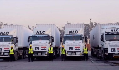 Pakistan'dan Türkiye ve Suriye'deki depremzedeler için 16 tır yola çıktı