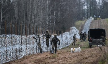 Polonya Belarus sınırındaki bariyerleri 181 kilometreye çıkarttı