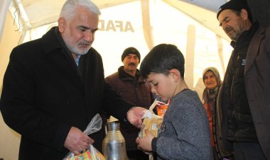 HÜDA PAR Genel Başkanı Yapıcıoğlu, Malatya’da depremzedelerle bir araya geldi