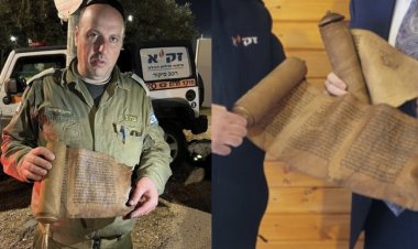 İsrailli arama kurtarma ekibi, tarihi bir el yazması Tevrat'ı İsrail'e kaçırdı.