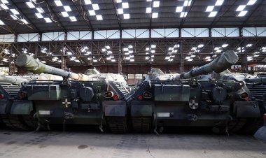 Polonya, ilk Leopard tanklarını Ukrayna'ya teslim etti