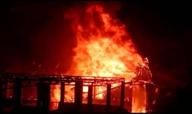 Lübnan'da sığınmacı kampında çıkan yangında anne ve çocuğu öldü