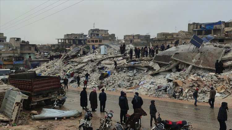 Suriye'nin depremden etkilenen kuzey bölgelerinde yas ilan edildi