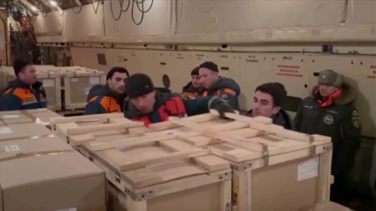 Rusya, depremzedelere 36 ton insani yardım gönderdi
