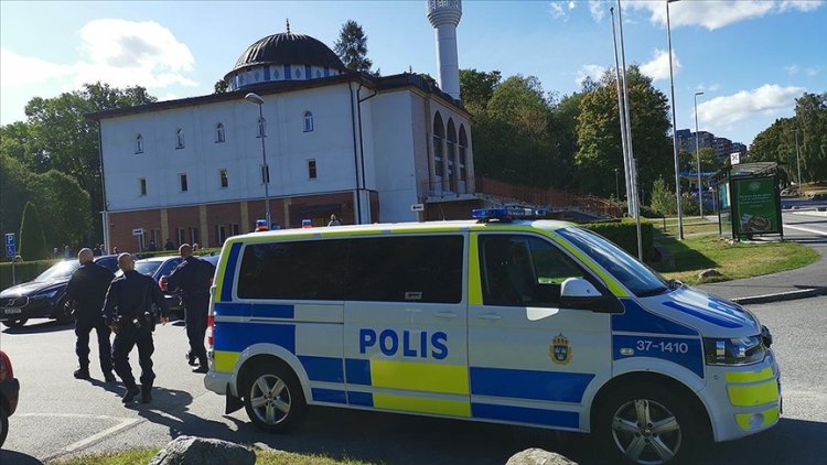 İsveç polisi Irak'ın Stockholm Büyükelçiliği önünde Kur'an-ı Kerim yakma provokasyonuna izin vermedi