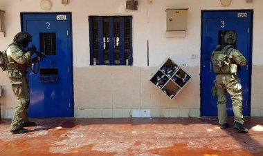 Filistinli esirlerin direnişi sürüyor