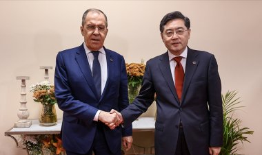 Lavrov, Çinli mevkidaşı ile Ukrayna konusunu görüştü