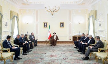 Reisi, UAEA Başkanı Grossi ile görüştü: Atom Enerjisi Ajansı Siyonist rejim ve ABD’nin tesirinde kalmamalı