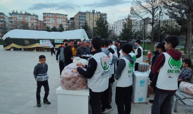 Avrupa Yetim Eli, Ramazan ayında da depremzedeleri yalnız bırakmıyor