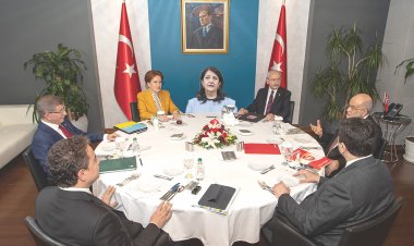 Kandil ve Pensilvanya’dan 7’li masaya tam destek