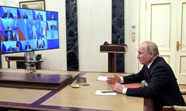 Putin: Gayrimeşru kısıtlamalar orta vadede ekonomiyi olumsuz etkileyebilir