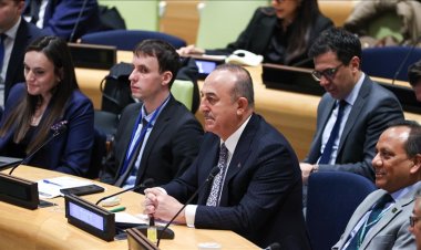 Bakan Çavuşoğlu: Küresel zorluklar ve çatışmalar, çaresiz insanların üzerindeki göç baskısını artırıyor