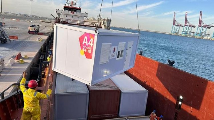 Katar'ın gönderdiği yaşam konteynerleri İskenderun Limanı'na ulaştı