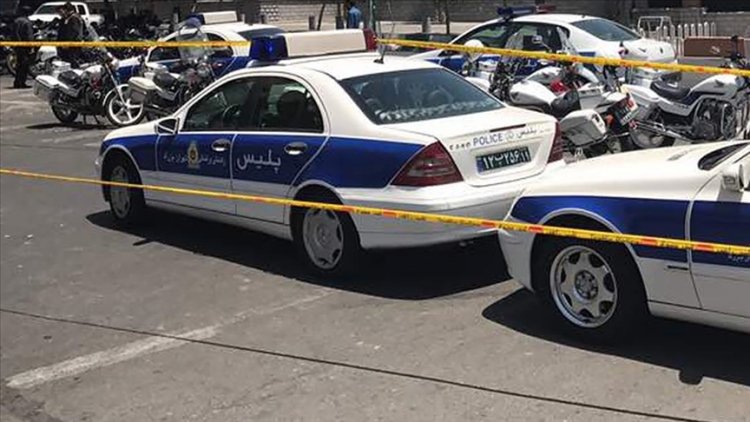 İran'da karakola saldırı: Bir polis hayatını kaybetti