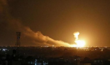 İşgalci İsrail'den Humus'a hava saldırısı