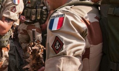 Fransa, emekliliğin ardından yedek askerlik yaşını da artırıyor