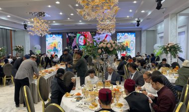 Kırgızistan'da Filistin'e destek için iftar sofrası kuruldu