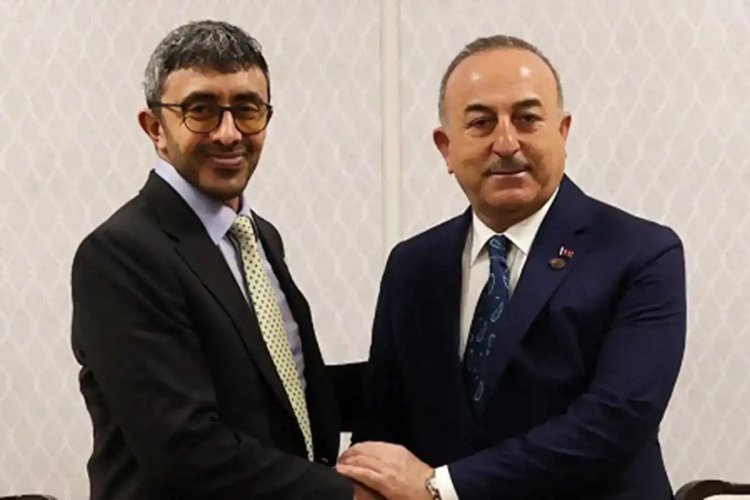 Bakan Çavuşoğlu, BAE'li mevkidaşı Al Nahyan ile görüştü