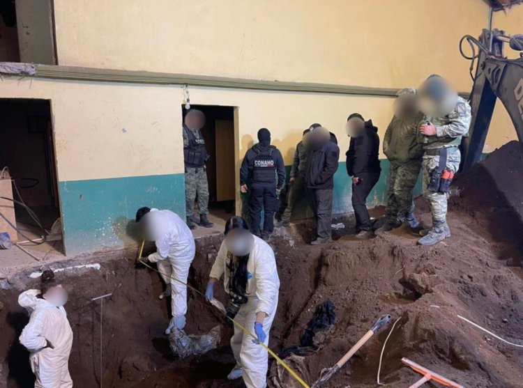Meksika'da 18 çukurdan 20'den fazla ceset çıkarıldı