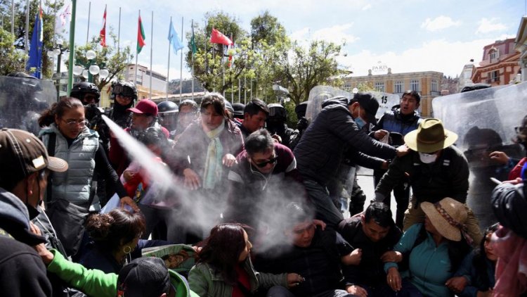 Bolivya'da öğretmenlerin protestosunda olaylar çıktı