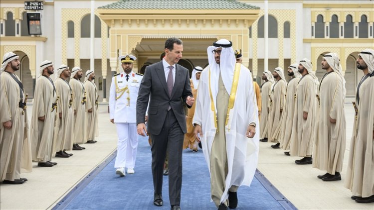 Arap ülkeleri "bölgesel ve uluslararası gelişmeler" gölgesinde Suriye ile yakınlaşıyor