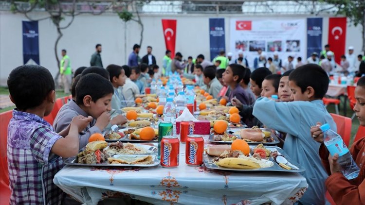 TİKA'dan Afganistan'daki yetimlere iftar