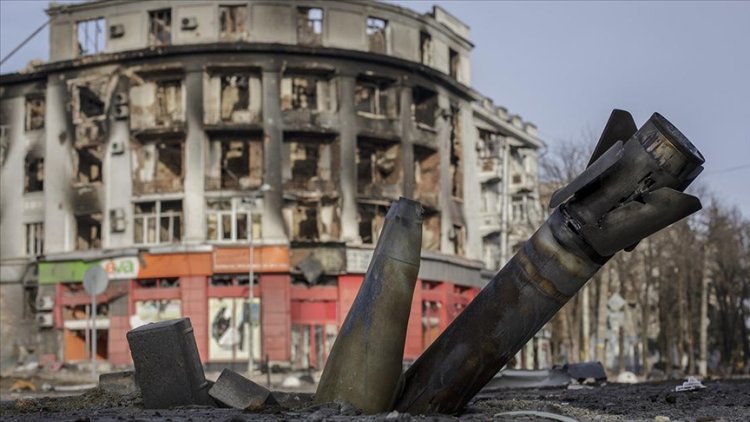 Rusya, Ukrayna’nın başkenti Kiev dahil bazı şehirlerine yoğun hava saldırısı düzenledi