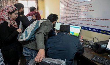 Pakistan'da internet kısıtlaması, günlük 5-6 milyon dolar kayba yol açıyor