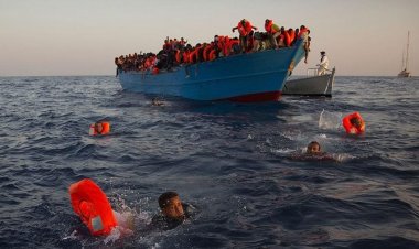 Tunus açıklarında göçmen teknesi alabora oldu: 5 ölü, 7 kayıp