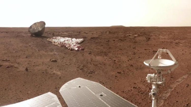 Çin'in uzay aracı kanıt buldu: Mars'a kar yağmış
