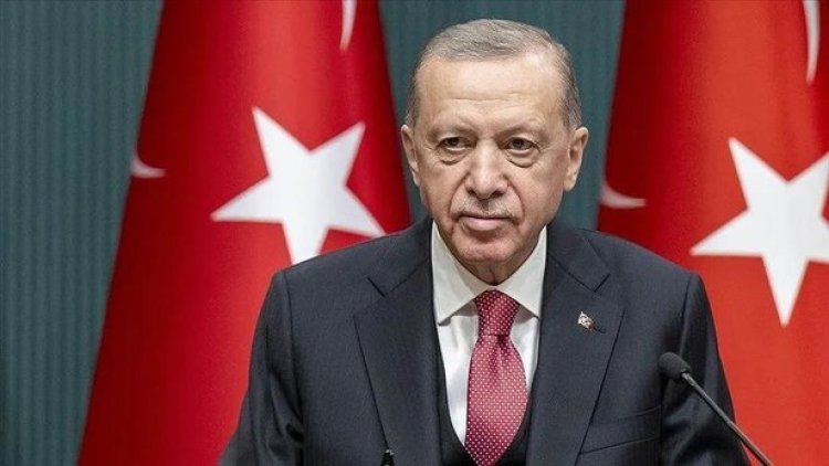 Cumhurbaşkanı Erdoğan gençlere seslendi: Siyasi başarısızlıklarına sizi de ortak etmek isteyenlerin yalanlarına aldırış etmeyin