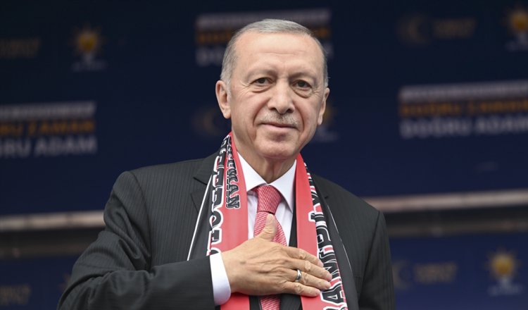 Cumhurbaşkanı Erdoğan: 14 Mayıs'tan sonra Türkiye için aşkla çalışmaya devam edeceğiz