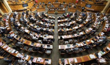 İsviçre Meclisi, Ukrayna'ya yardım paketini reddetti