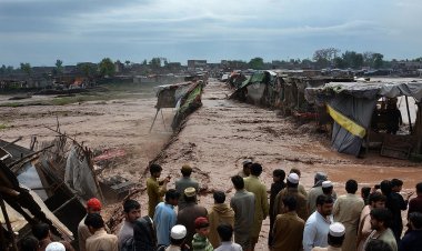 Pakistan'da aşırı yağışlar ve seller nedeniyle en az 20 kişi öldü