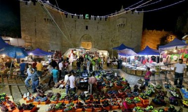 Filistin, bayram sevincini yaşamak için de direniş gösteriyor