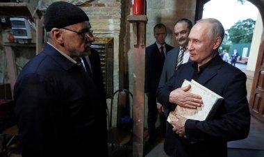 Putin: Kur'an-ı Kerim'e saygısızlık Rusya'da suçtur