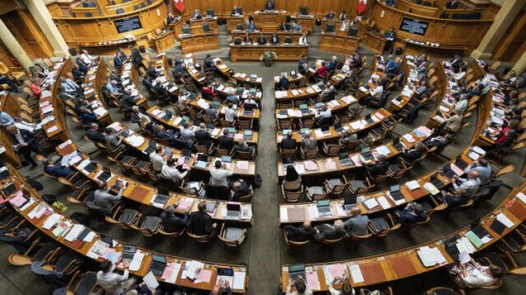 İsviçre Meclisi, Ukrayna'ya yardım paketini reddetti