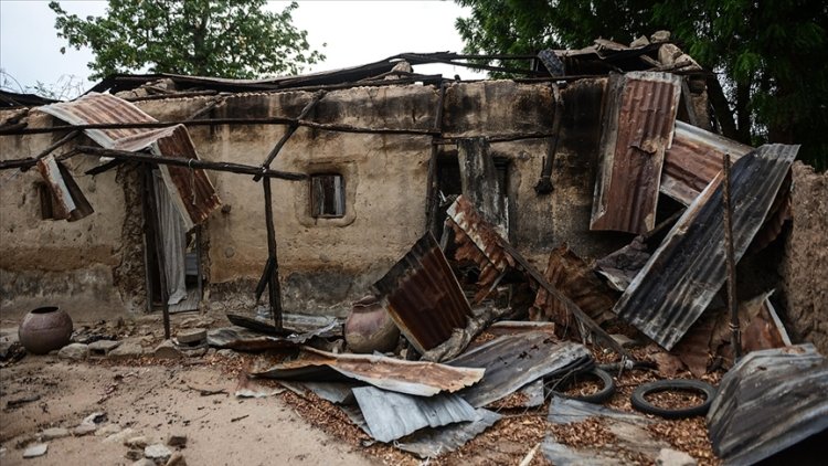 Nijerya ordusundan Boko Haram'a hava operasyonu: Onlarca kişi öldü