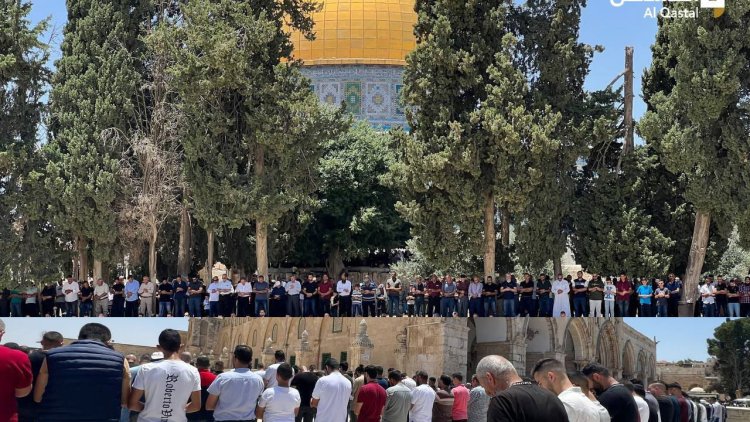 Kudüs'te on binlerce Müslüman cuma namazında saf tuttu