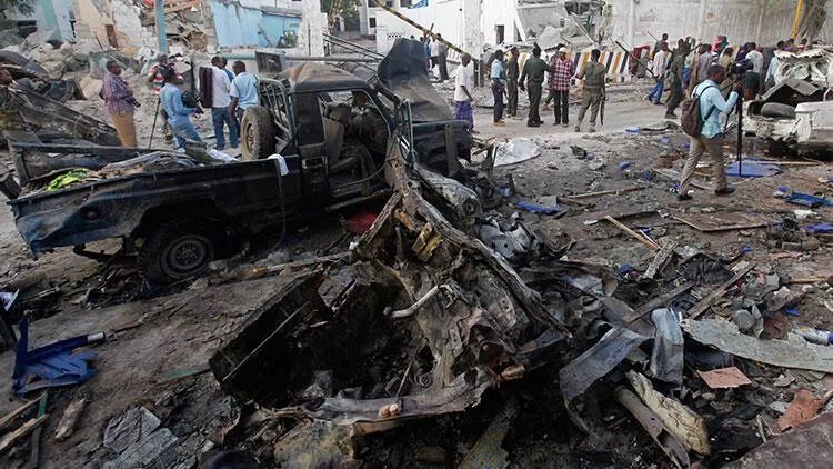 Eş-Şebab'tan askeri üsse saldırı: 16 ölü