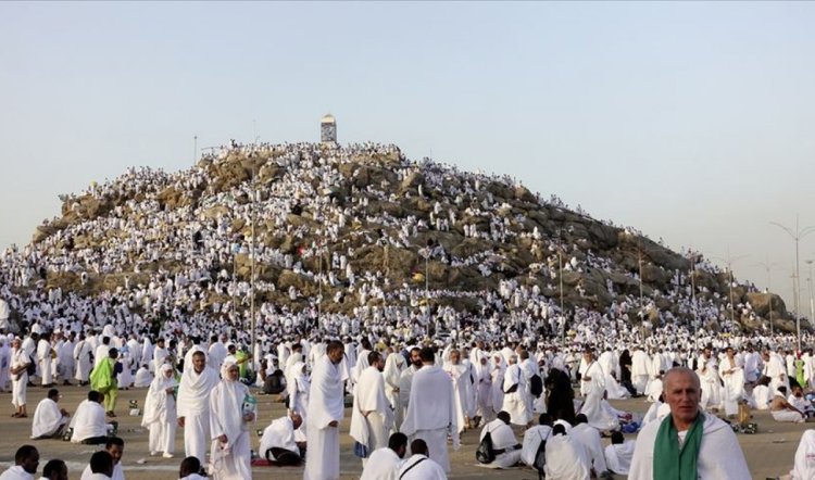 Milyonlarca hacı adayının Arafat yolculuğu yarın başlıyor
