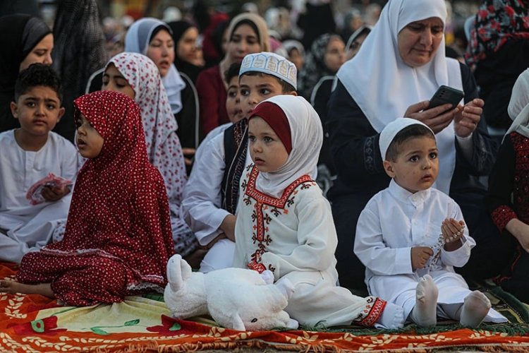 Doğudan Batıya İslam dünyasından bayram manzaraları