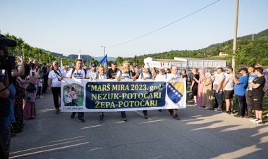 Srebrenitsa'daki ölüm yolunda "Barış Yürüyüşü" sona erdi